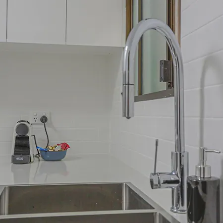 2 Bedroom House With 2 E-Bikes Included At Centre Of Chippendale Sydney Exterior photo